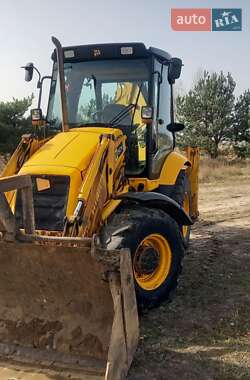 Экскаватор погрузчик JCB 3CX 2004 в Ирпене