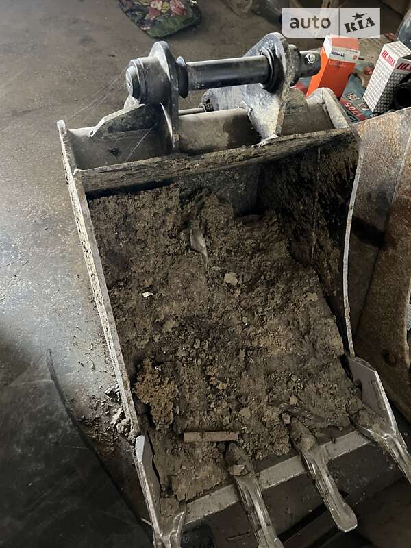 Экскаватор погрузчик JCB 3CX 2008 в Черновцах