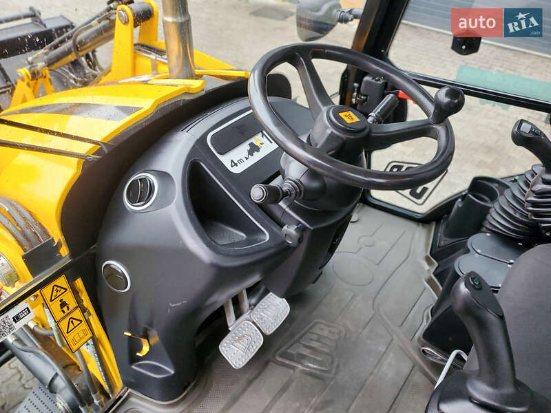 Экскаватор погрузчик JCB 3CX 2018 в Ровно