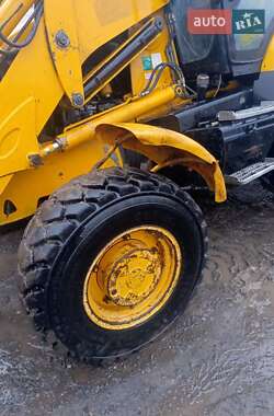 Экскаватор погрузчик JCB 3CX 2002 в 