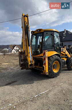 Экскаватор погрузчик JCB 3CX 2009 в Черновцах