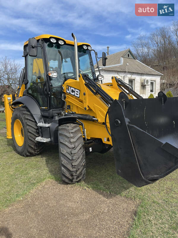 JCB 3CX 2021