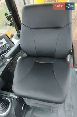 Экскаватор погрузчик JCB 3CX 2007 в 