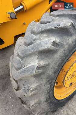 Экскаватор погрузчик JCB 3CX 2003 в 