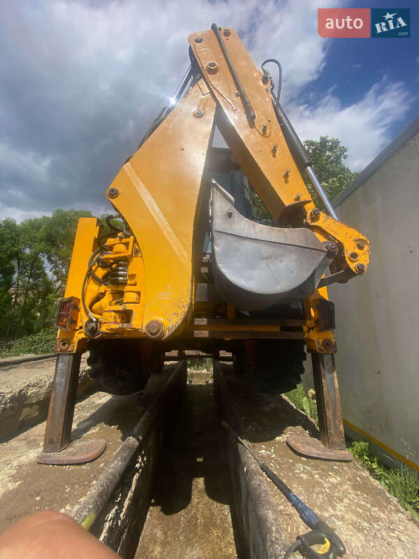 Екскаватор навантажувач JCB 3CX 2014 в Івано-Франківську