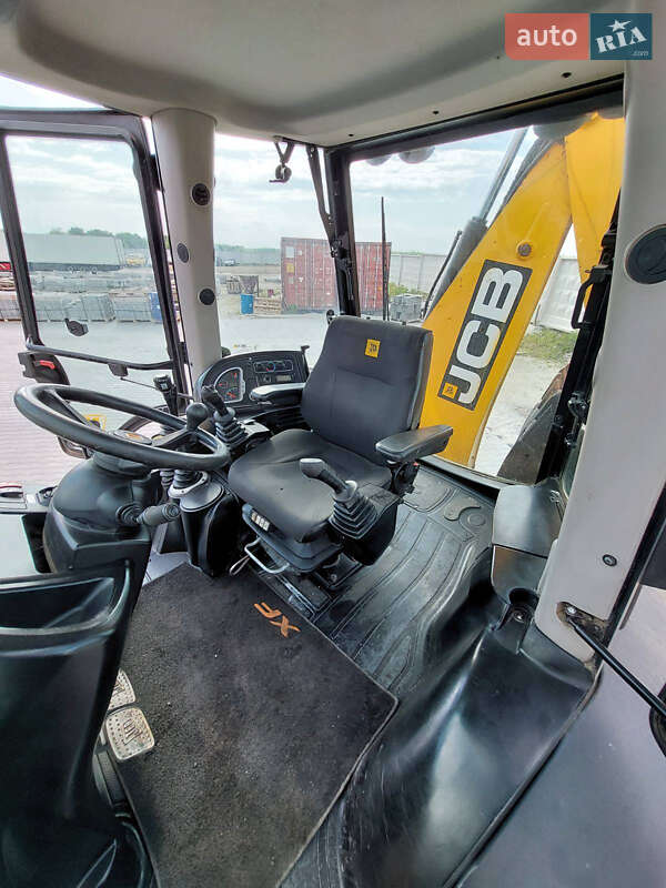 Экскаватор погрузчик JCB 3CX 2013 в Киеве фото 5 Экскаватор погрузчик JCB 3CX 2013 в Киеве