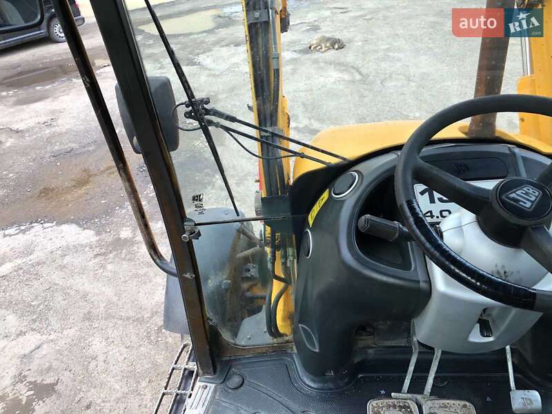 Екскаватор навантажувач JCB 3CX 2006 в Калуші