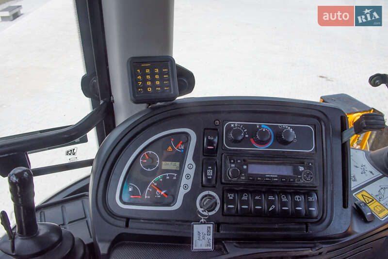 Екскаватор навантажувач JCB 3CX 2014 в Житомирі