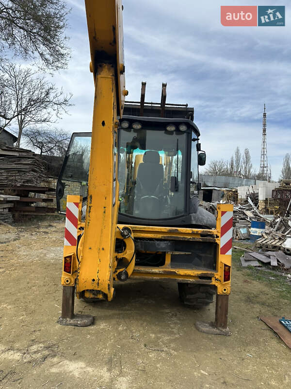 Экскаватор погрузчик JCB 3CX 2015 в Одессе