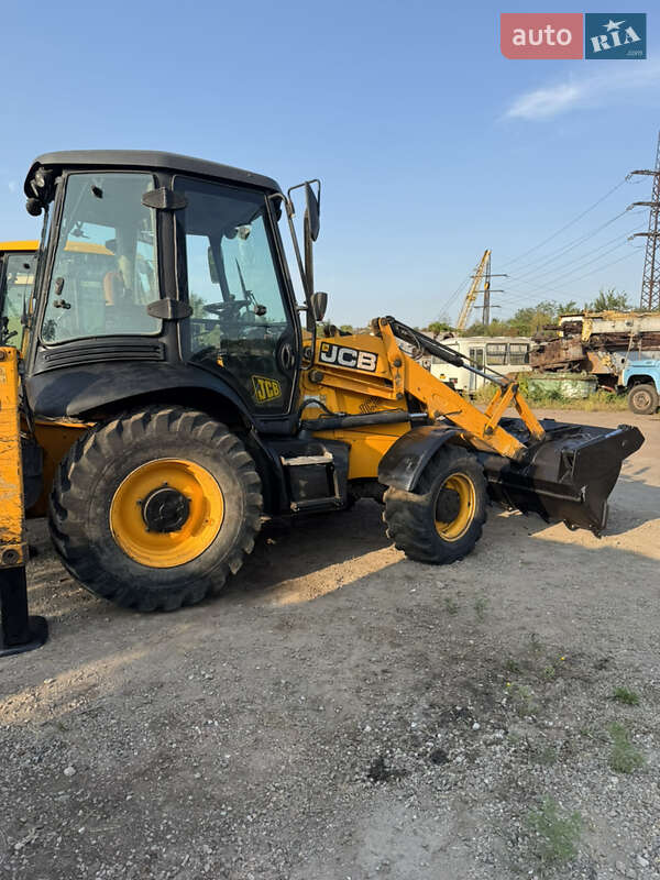 Экскаватор погрузчик JCB 3CX 2011 в Кривом Роге
