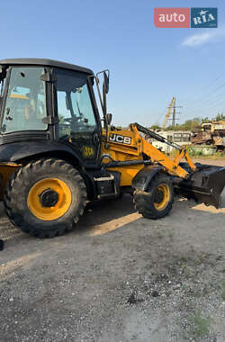 Экскаватор погрузчик JCB 3CX 2011 в 