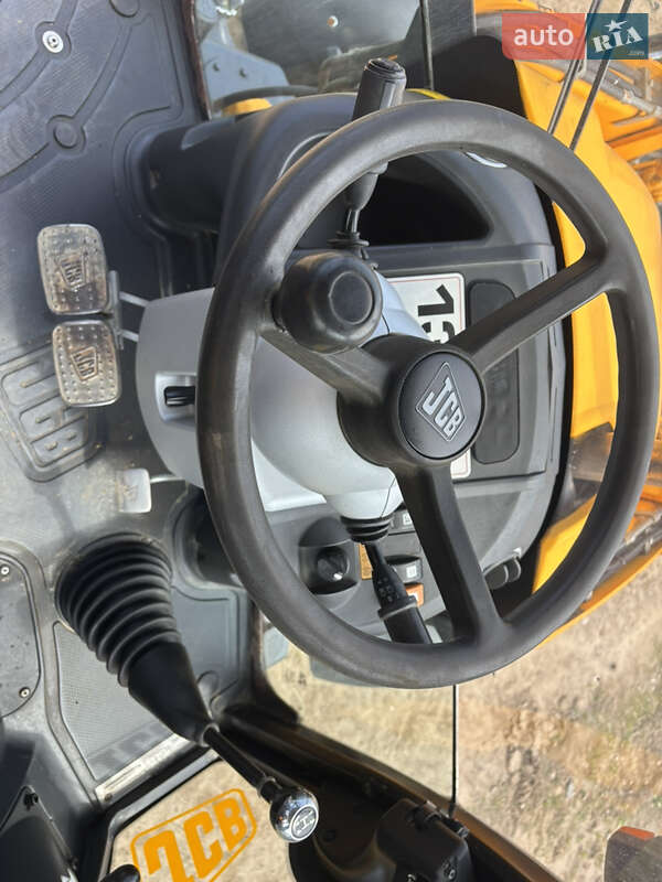 Экскаватор погрузчик JCB 3CX 2007 в Львове