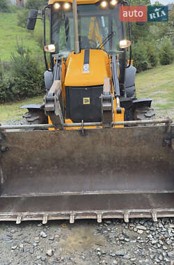 Екскаватор навантажувач JCB 3CX 2018 в 
