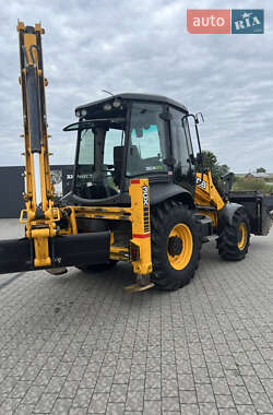Экскаватор погрузчик JCB 3CX 2010 в 