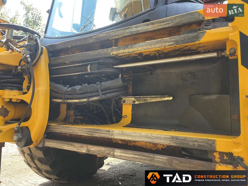 Екскаватор навантажувач JCB 3CX 2014 в Києві