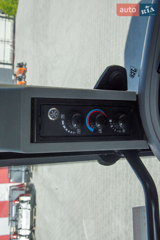 Екскаватор навантажувач JCB 3CX 2023 в Житомирі