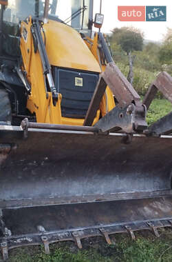 Экскаватор погрузчик JCB 3CX 2010 в 