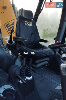 Экскаватор погрузчик JCB 3CX 2010 в 