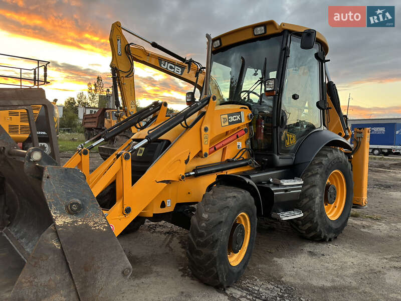 Экскаватор погрузчик JCB 3CX 2010 в Львове