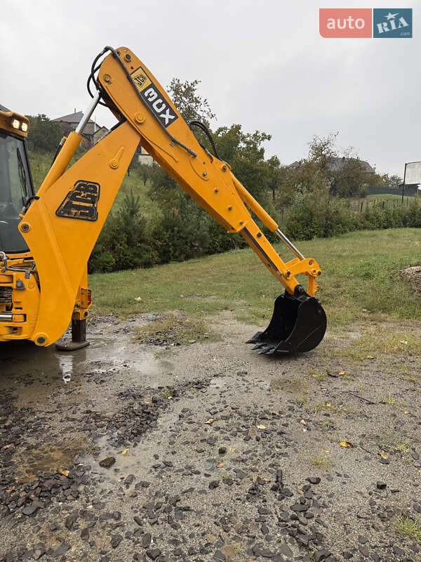 Екскаватор навантажувач JCB 3CX 2008 в Виноградові