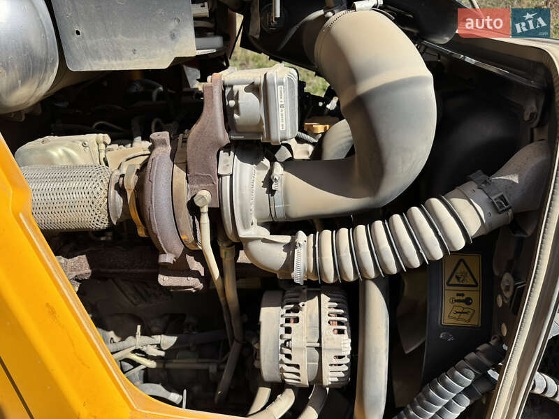 Екскаватор навантажувач JCB 3CX 2016 в Києві