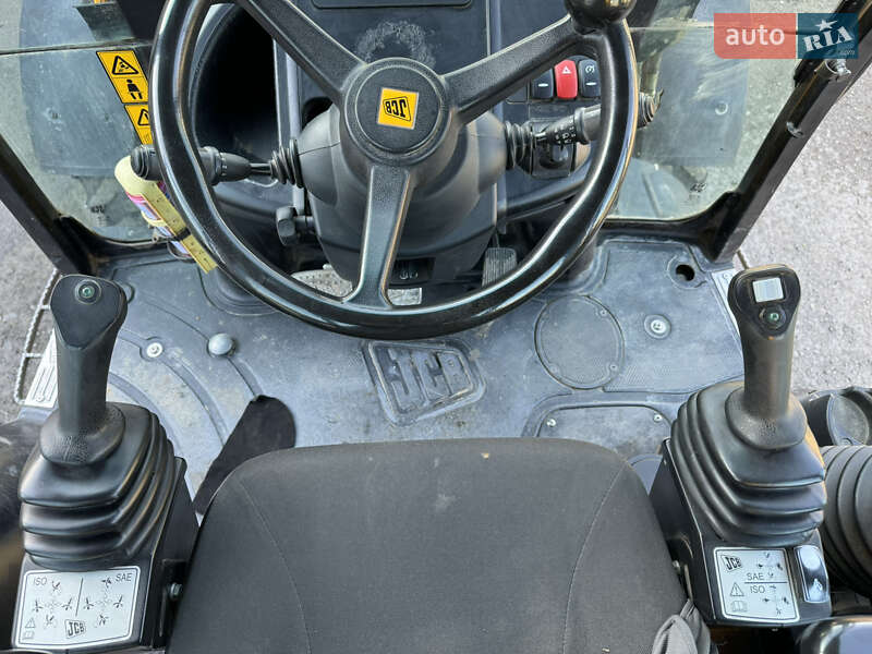 Экскаватор погрузчик JCB 3CX 2016 в Хмельницком
