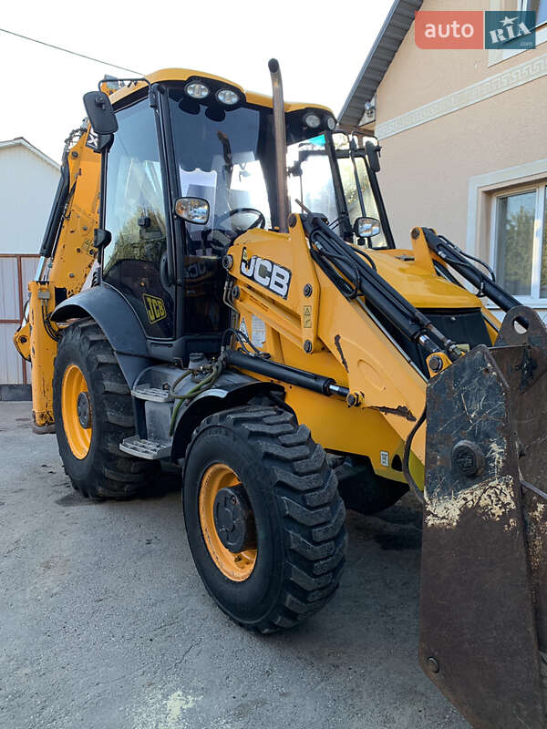 Екскаватор навантажувач JCB 3CX 2013 в 