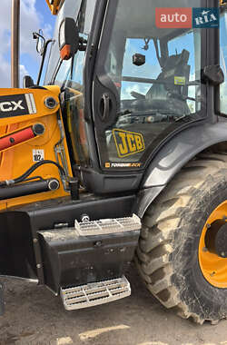 Экскаватор погрузчик JCB 3CX 2010 в 