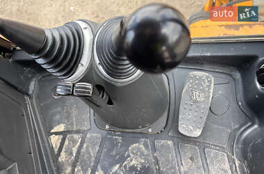 Экскаватор погрузчик JCB 3CX 2010 в 