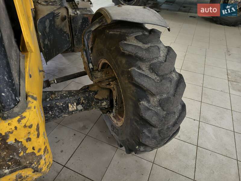 Экскаватор погрузчик JCB 3CX 2013 в Чернигове