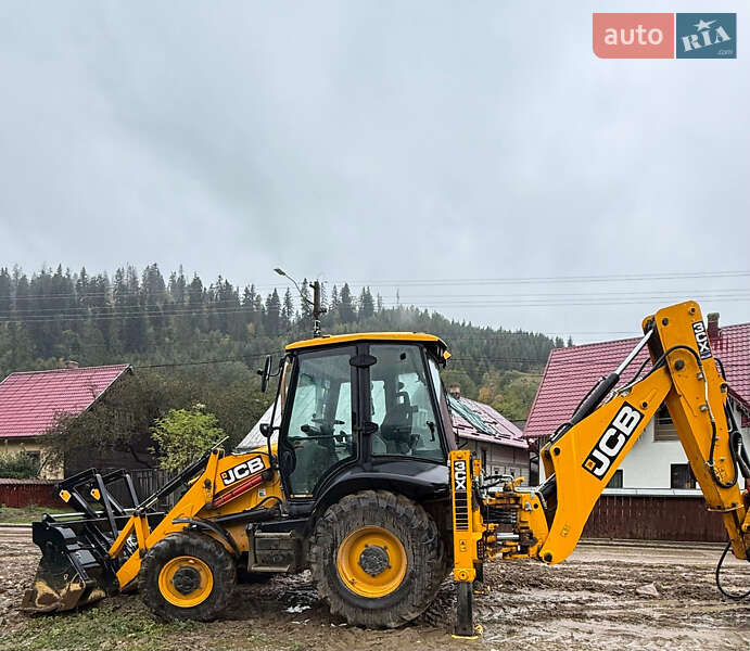 Екскаватор навантажувач JCB 3CX 2024 в Чернівцях фото 3 Екскаватор навантажувач JCB 3CX 2024 в Чернівцях