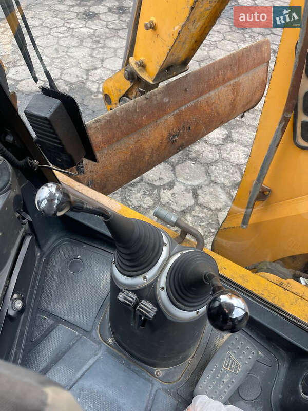 Экскаватор погрузчик JCB 3CX 2005 в Львове фото 16 Экскаватор погрузчик JCB 3CX 2005 в Львове