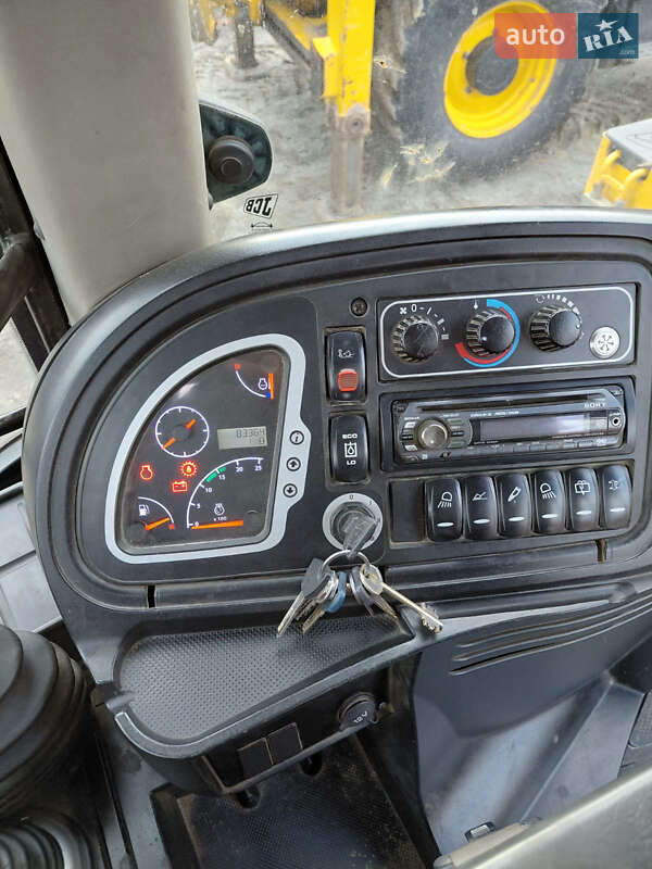 Экскаватор погрузчик JCB 3CX 2017 в Харькове фото 17 Экскаватор погрузчик JCB 3CX 2017 в Харькове