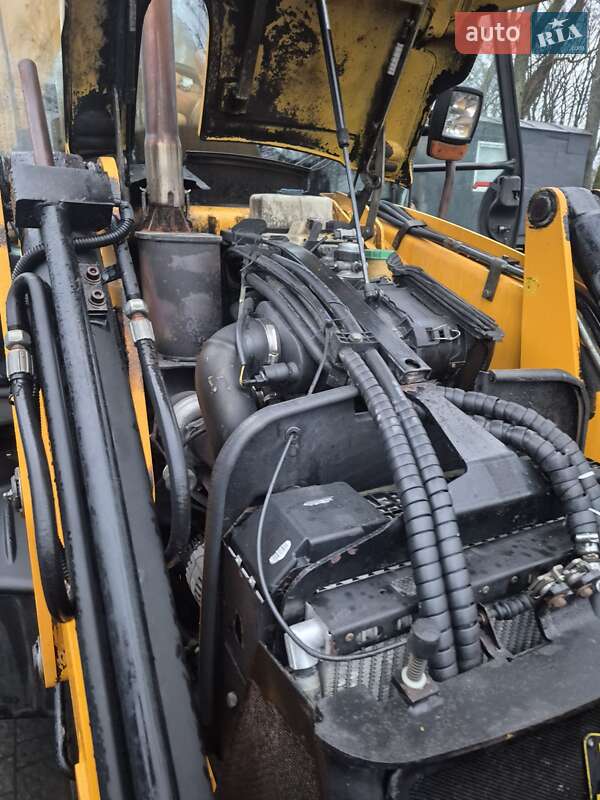 Экскаватор погрузчик JCB 3CX 2010 в Львове фото 9 Экскаватор погрузчик JCB 3CX 2010 в Львове