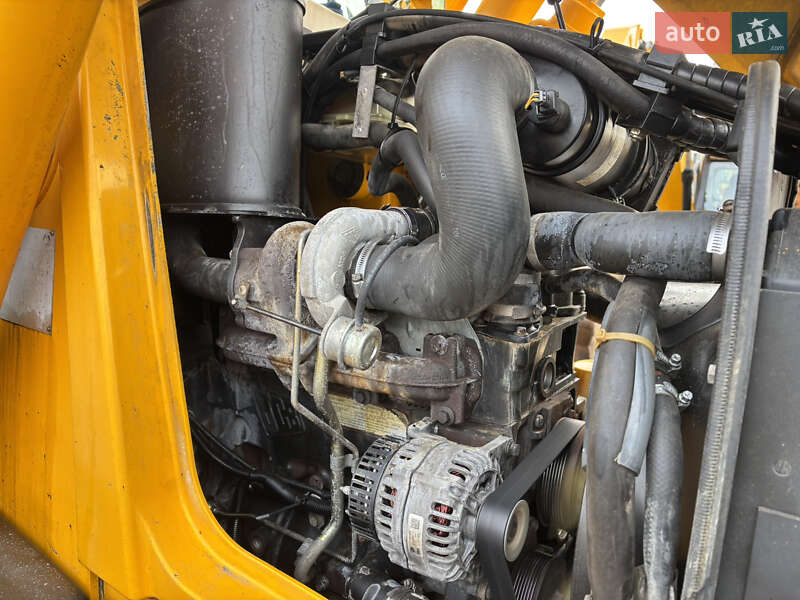 Экскаватор погрузчик JCB 3CX 2007 в Львове фото 22 Экскаватор погрузчик JCB 3CX 2007 в Львове