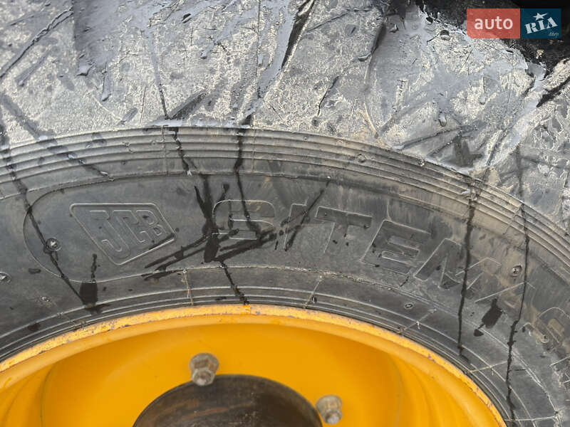 Экскаватор погрузчик JCB 3CX 2011 в Киеве