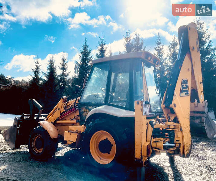 Экскаватор погрузчик JCB 3CX 2001 в Львове