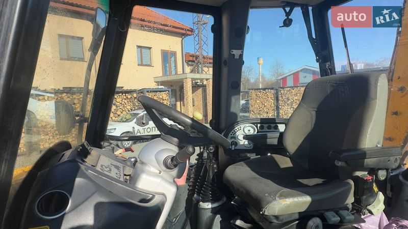 Екскаватор навантажувач JCB 3CX 2006 в Житомирі