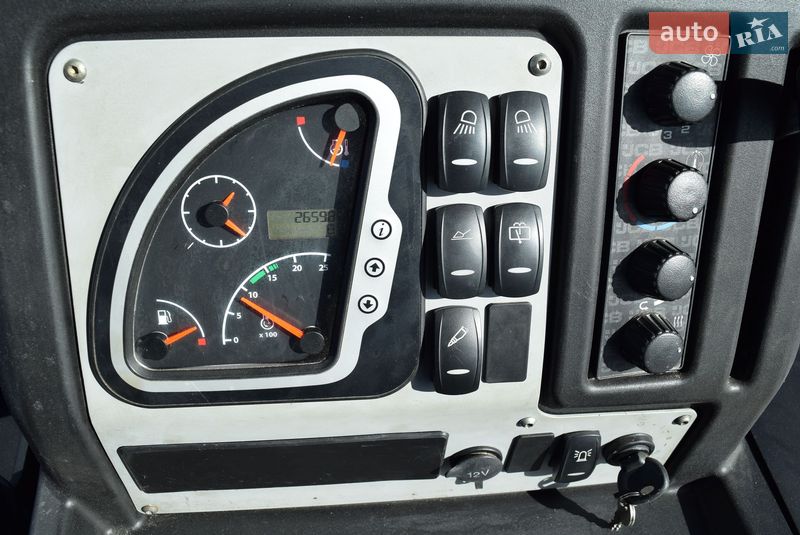 Экскаватор погрузчик JCB 3CX 2018 в Ровно