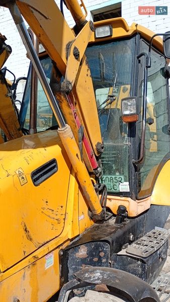 Колесный экскаватор JCB 3CX 2014 в Львове
