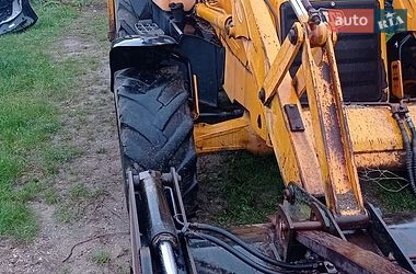 Экскаватор погрузчик JCB 3CX 2004 в Львове