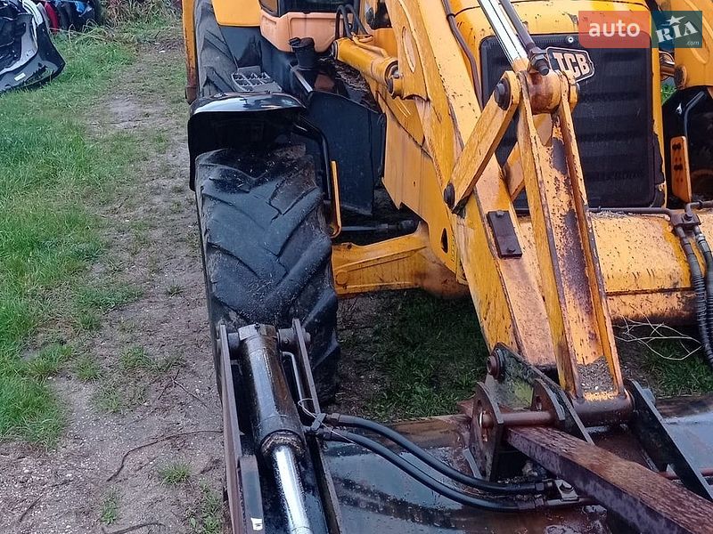 Экскаватор погрузчик JCB 3CX 2004 в Львове