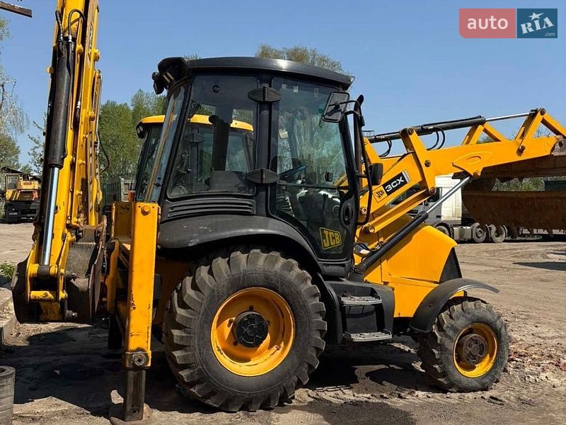 Экскаватор погрузчик JCB 3CX 2010 в Краснокутске