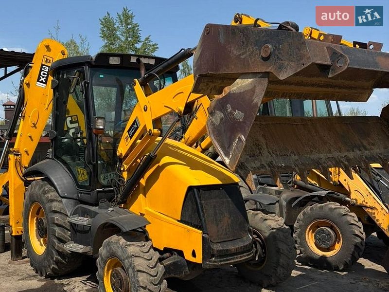 Экскаватор погрузчик JCB 3CX 2010 в Краснокутске