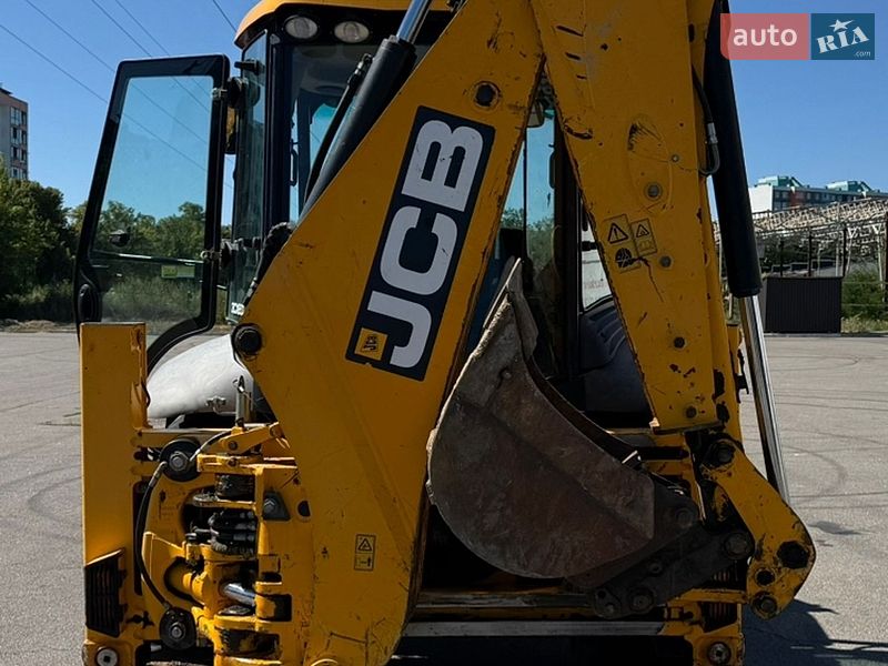 Екскаватор навантажувач JCB 3CX 2012 в Чернігові фото 9 Екскаватор навантажувач JCB 3CX 2012 в Чернігові
