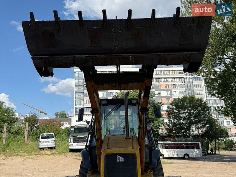 Экскаватор погрузчик JCB 3CX 2002 в Львове