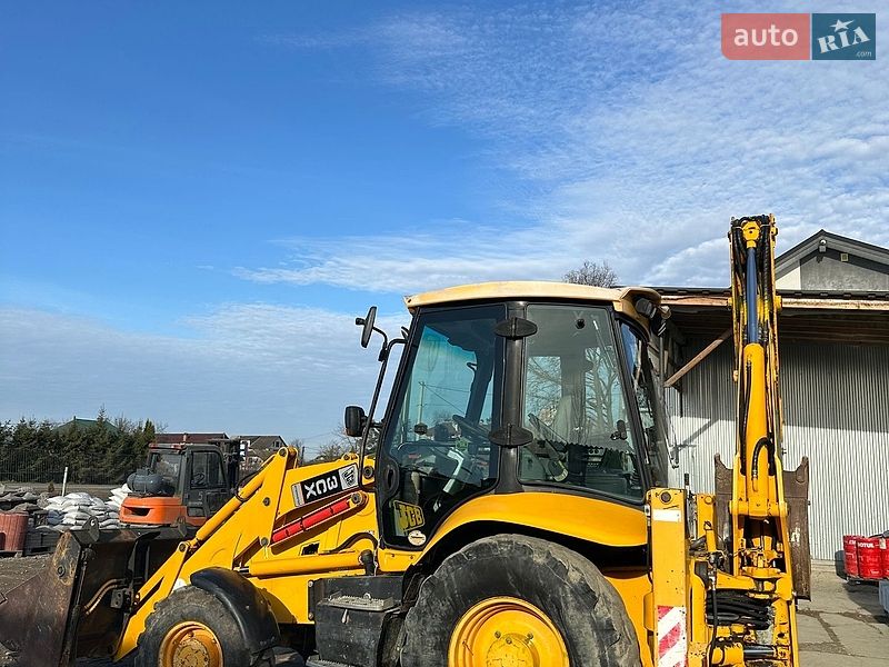 Колісний екскаватор JCB 3CX 2004 в Івано-Франківську фото 4 Колісний екскаватор JCB 3CX 2004 в Івано-Франківську