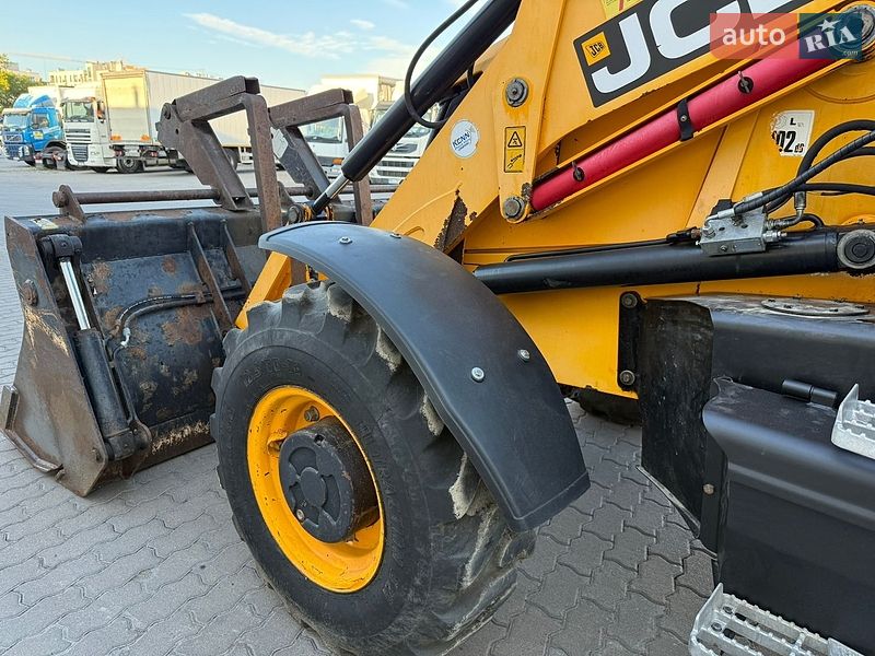 Екскаватор навантажувач JCB 3CX 2012 в Львові