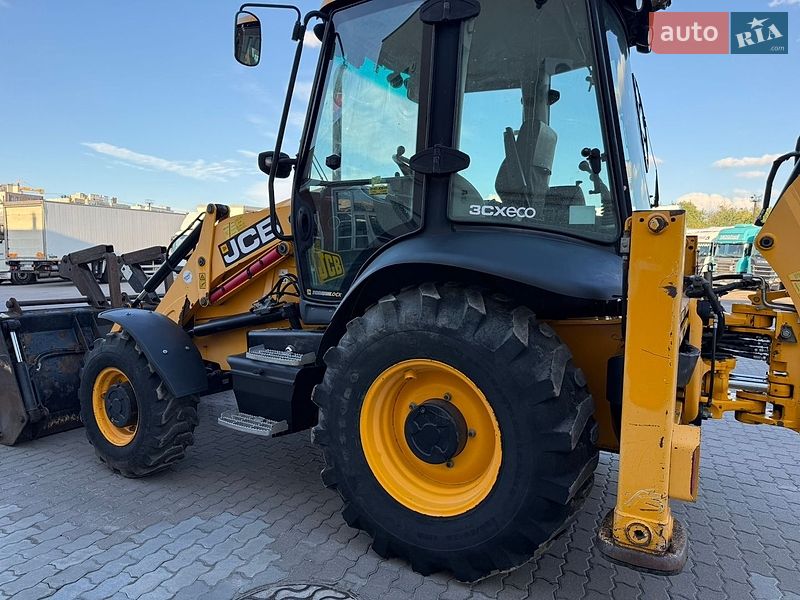 Екскаватор навантажувач JCB 3CX 2012 в Львові