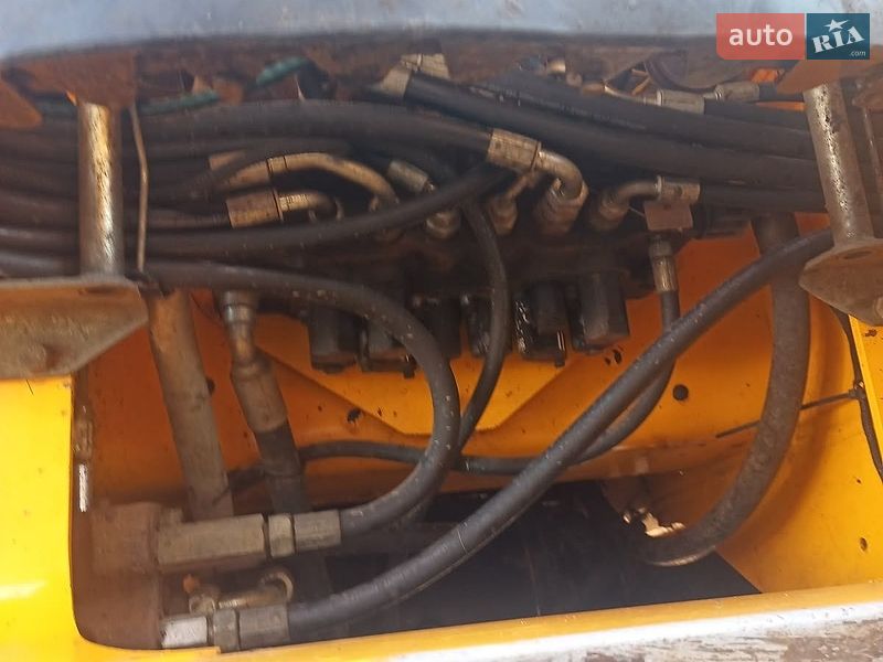 Экскаватор погрузчик JCB 3CX 2007 в Одессе